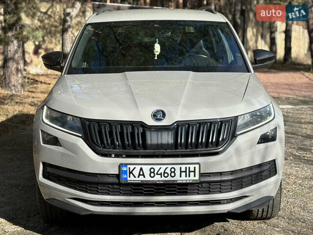 Шкода Kodiaq 2020 у Києві на Automoto.ua Сірий Шкода Kodiaq, об'ємом двигуна 2 л та пробігом 255 тис. км за 25999 $, фото 1 на Automoto.ua