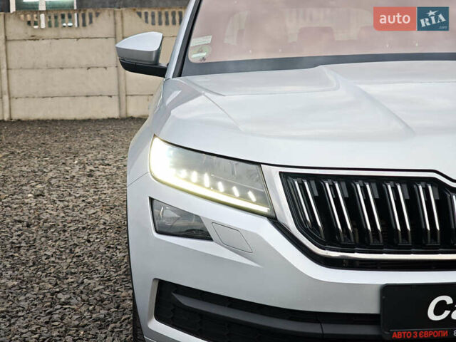 Шкода Kodiaq 2020 в Луцке на Automoto.ua Серый Шкода Kodiaq, объемом двигателя 2 л и пробегом 222 тыс. км за 31191 $, фото 8 на Automoto.ua