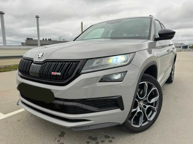 Серый Шкода Kodiaq, объемом двигателя 2 л и пробегом 127 тыс. км за 17700 $, фото 1 на Automoto.ua