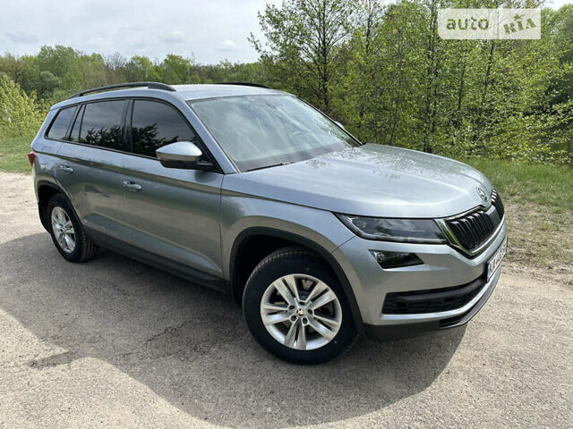 Серый Шкода Kodiaq, объемом двигателя 1.98 л и пробегом 168 тыс. км за 27550 $, фото 6 на Automoto.ua