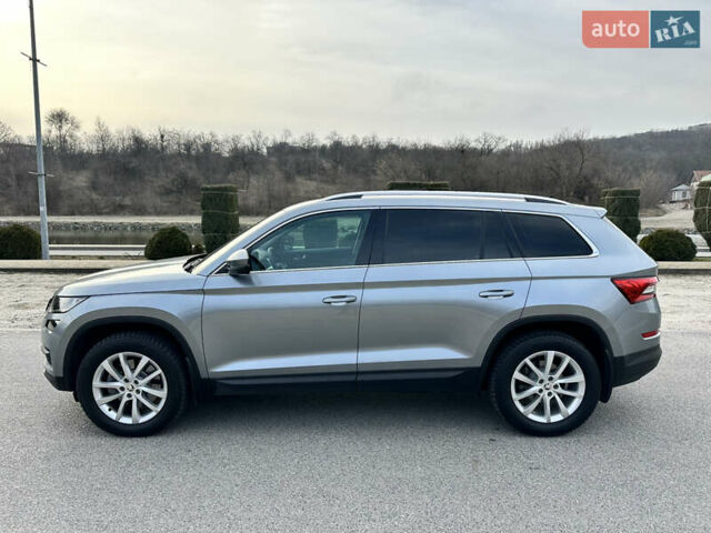 Серый Шкода Kodiaq, объемом двигателя 2 л и пробегом 69 тыс. км за 33500 $, фото 9 на Automoto.ua