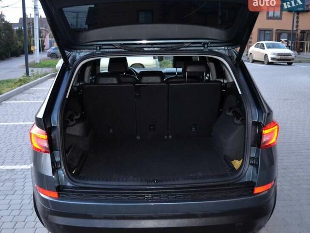 Сірий Шкода Kodiaq, об'ємом двигуна 1.98 л та пробігом 315 тис. км за 24985 $, фото 21 на Automoto.ua