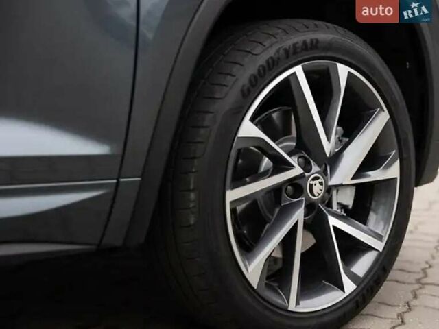 Серый Шкода Kodiaq, объемом двигателя 2 л и пробегом 195 тыс. км за 30250 $, фото 24 на Automoto.ua