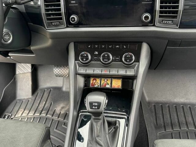 Серый Шкода Kodiaq, объемом двигателя 0 л и пробегом 33 тыс. км за 34000 $, фото 7 на Automoto.ua