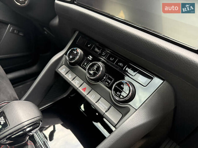 Сірий Шкода Kodiaq, об'ємом двигуна 1.97 л та пробігом 125 тис. км за 43267 $, фото 62 на Automoto.ua