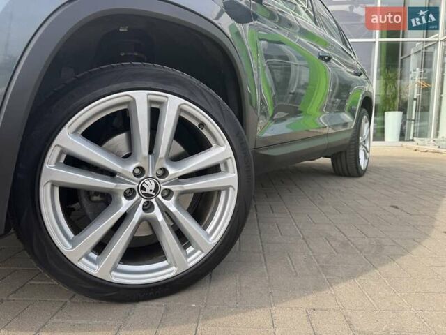 Серый Шкода Kodiaq, объемом двигателя 1.97 л и пробегом 92 тыс. км за 28990 $, фото 1 на Automoto.ua