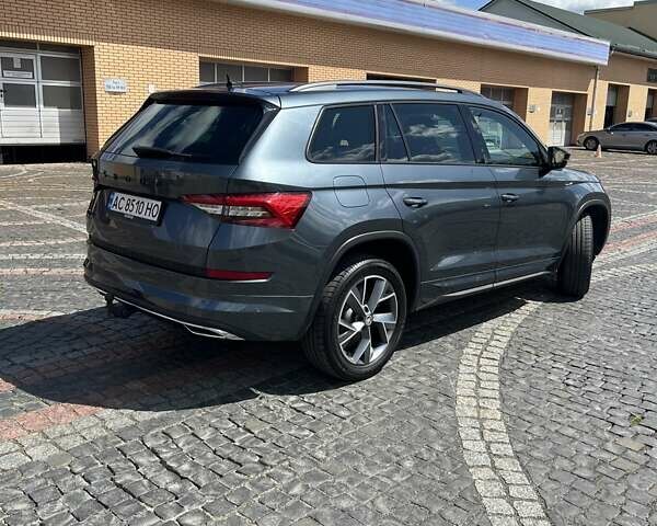 Серый Шкода Kodiaq, объемом двигателя 1.97 л и пробегом 170 тыс. км за 29000 $, фото 3 на Automoto.ua