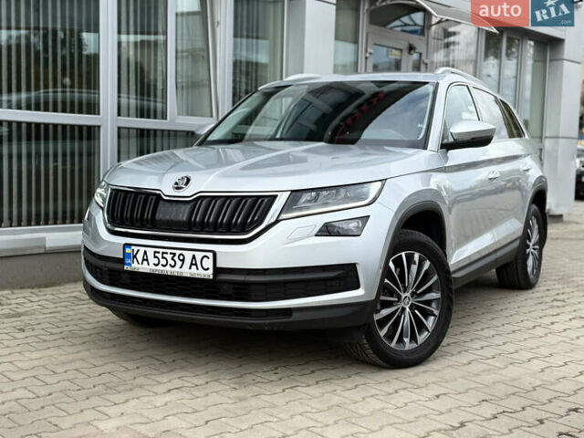 Шкода Kodiaq 2020 в Одессе на Automoto.ua Серый Шкода Kodiaq, объемом двигателя 1.97 л и пробегом 136 тыс. км за 30000 $, фото 2 на Automoto.ua