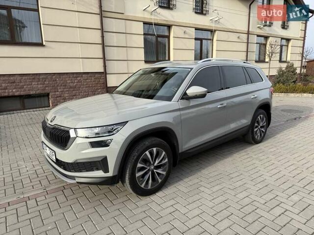 Серый Шкода Kodiaq, объемом двигателя 2 л и пробегом 107 тыс. км за 34600 $, фото 8 на Automoto.ua