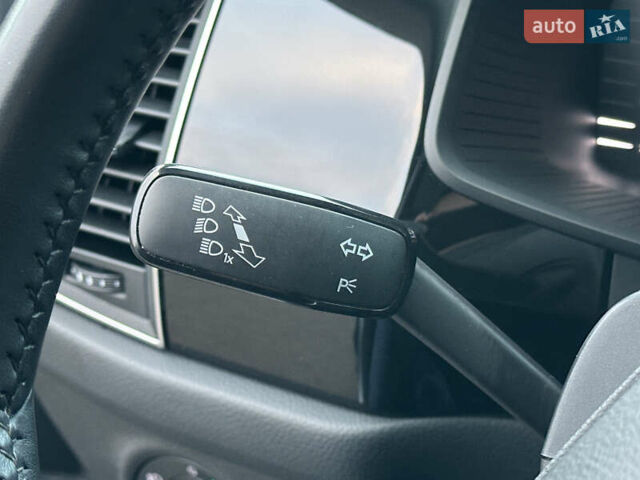 Серый Шкода Kodiaq, объемом двигателя 2 л и пробегом 181 тыс. км за 35399 $, фото 112 на Automoto.ua