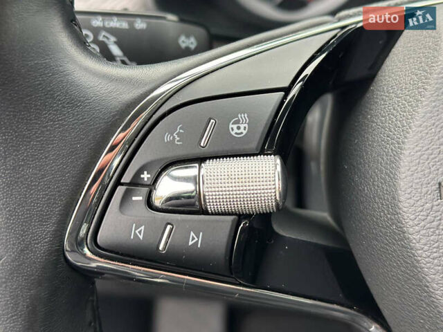 Серый Шкода Kodiaq, объемом двигателя 1.97 л и пробегом 77 тыс. км за 29999 $, фото 18 на Automoto.ua