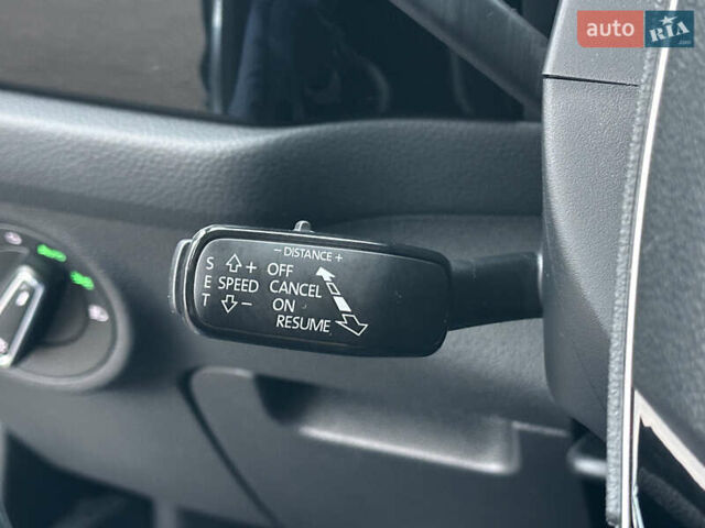 Серый Шкода Kodiaq, объемом двигателя 2 л и пробегом 181 тыс. км за 35399 $, фото 114 на Automoto.ua