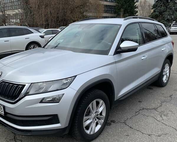 Серый Шкода Kodiaq, объемом двигателя 1.98 л и пробегом 149 тыс. км за 22700 $, фото 1 на Automoto.ua