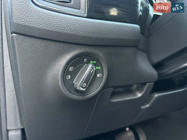 Сірий Шкода Kodiaq, об'ємом двигуна 1.97 л та пробігом 248 тис. км за 27499 $, фото 11 на Automoto.ua