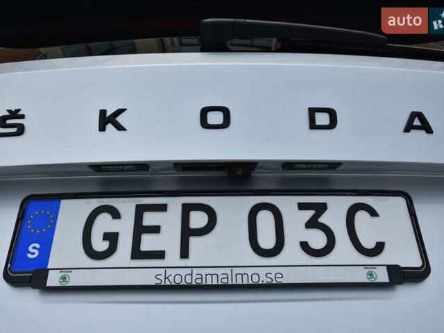 Шкода Kodiaq 2021 в Львове на Automoto.ua Серый Шкода Kodiaq, объемом двигателя 1.97 л и пробегом 108 тыс. км за 42999 $, фото 87 на Automoto.ua