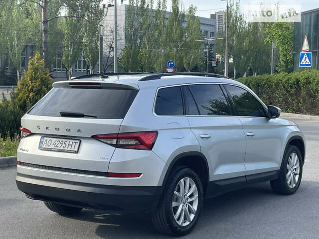 Сірий Шкода Kodiaq, об'ємом двигуна 2 л та пробігом 55 тис. км за 37999 $, фото 18 на Automoto.ua