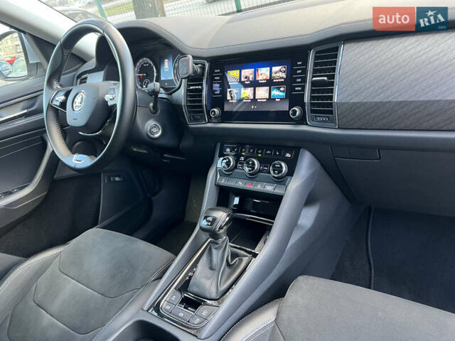 Серый Шкода Kodiaq, объемом двигателя 1.97 л и пробегом 77 тыс. км за 29999 $, фото 23 на Automoto.ua