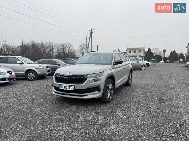 Сірий Шкода Kodiaq, об'ємом двигуна 2 л та пробігом 118 тис. км за 40001 $, фото 1 на Automoto.ua