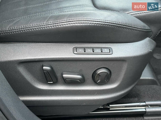 Серый Шкода Kodiaq, объемом двигателя 2 л и пробегом 181 тыс. км за 35399 $, фото 102 на Automoto.ua