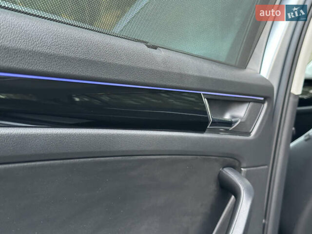 Серый Шкода Kodiaq, объемом двигателя 2 л и пробегом 181 тыс. км за 35399 $, фото 75 на Automoto.ua