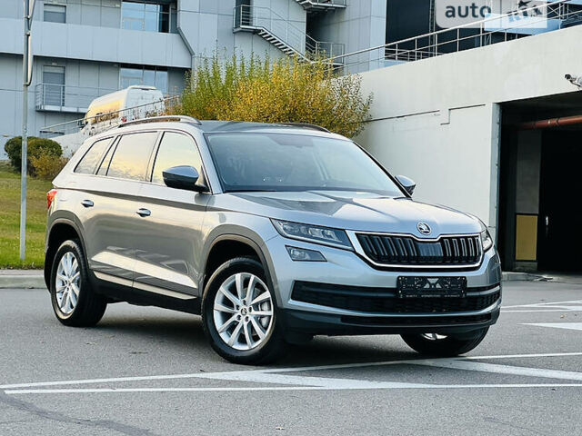 Серый Шкода Kodiaq, объемом двигателя 2 л и пробегом 6 тыс. км за 37999 $, фото 7 на Automoto.ua