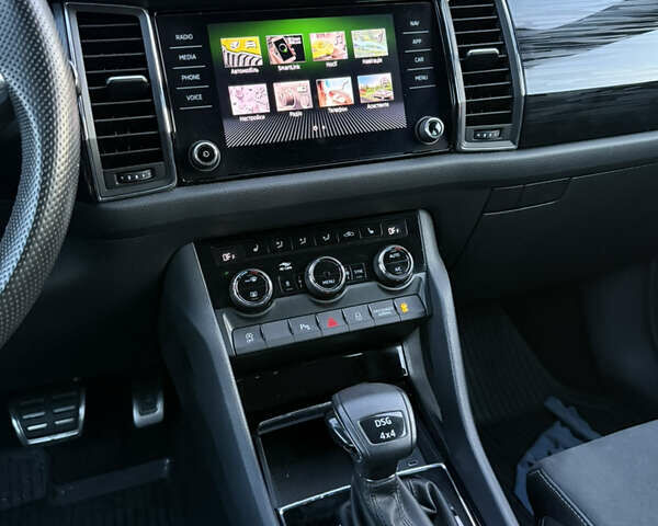 Сірий Шкода Kodiaq, об'ємом двигуна 2 л та пробігом 174 тис. км за 31999 $, фото 25 на Automoto.ua