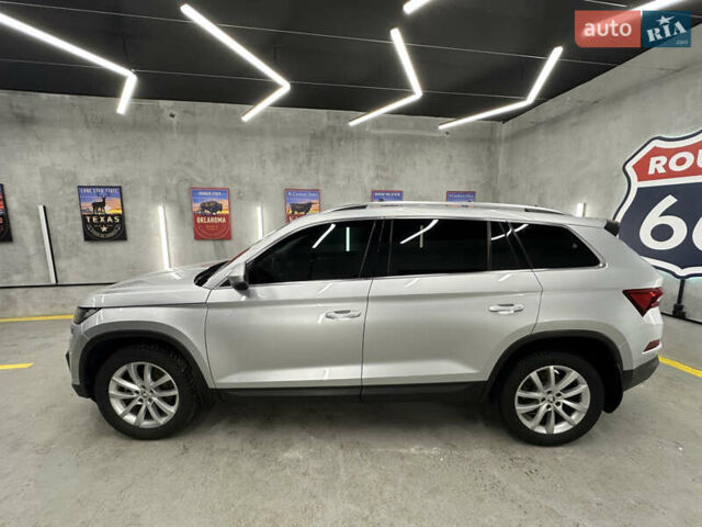 Серый Шкода Kodiaq, объемом двигателя 1.97 л и пробегом 189 тыс. км за 31000 $, фото 8 на Automoto.ua