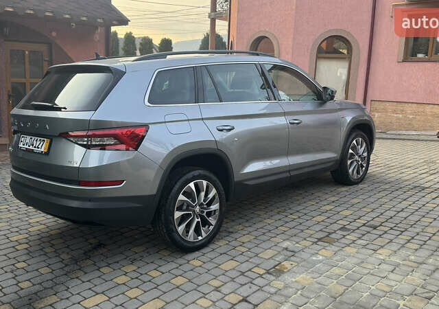 Серый Шкода Kodiaq, объемом двигателя 1.97 л и пробегом 141 тыс. км за 29999 $, фото 16 на Automoto.ua