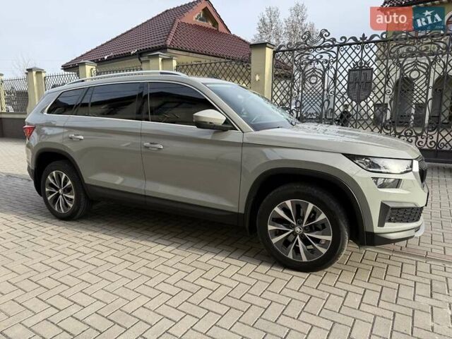 Серый Шкода Kodiaq, объемом двигателя 2 л и пробегом 107 тыс. км за 34600 $, фото 23 на Automoto.ua
