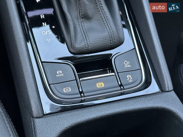 Серый Шкода Kodiaq, объемом двигателя 2 л и пробегом 181 тыс. км за 35399 $, фото 132 на Automoto.ua