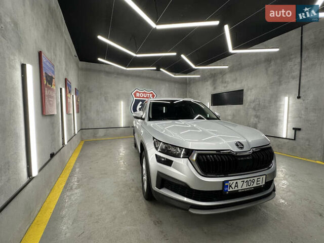 Серый Шкода Kodiaq, объемом двигателя 1.97 л и пробегом 189 тыс. км за 31000 $, фото 3 на Automoto.ua