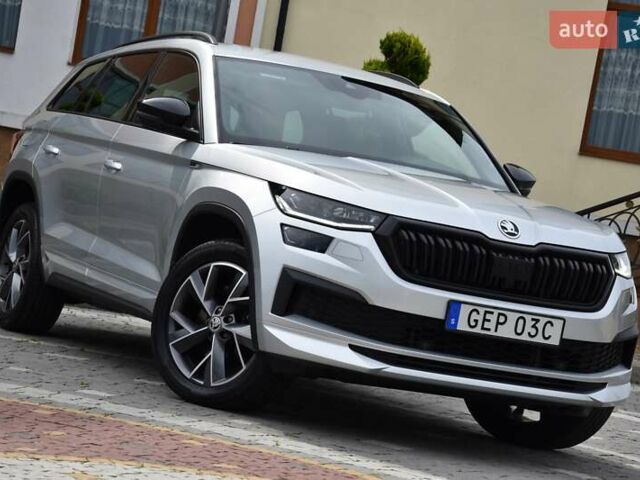 Шкода Kodiaq 2021 в Львове на Automoto.ua Серый Шкода Kodiaq, объемом двигателя 1.97 л и пробегом 108 тыс. км за 42999 $, фото 5 на Automoto.ua