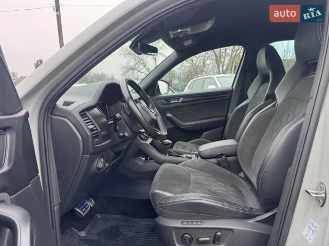 Сірий Шкода Kodiaq, об'ємом двигуна 2 л та пробігом 118 тис. км за 40001 $, фото 27 на Automoto.ua