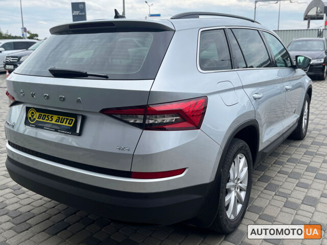 Серый Шкода Kodiaq, объемом двигателя 2 л и пробегом 64 тыс. км за 35990 $, фото 6 на Automoto.ua