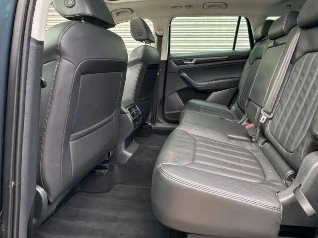 Серый Шкода Kodiaq, объемом двигателя 2 л и пробегом 18 тыс. км за 24000 $, фото 9 на Automoto.ua