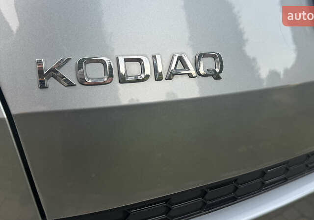 Серый Шкода Kodiaq, объемом двигателя 1.97 л и пробегом 141 тыс. км за 29999 $, фото 22 на Automoto.ua