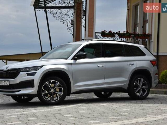 Шкода Kodiaq 2021 в Львове на Automoto.ua Серый Шкода Kodiaq, объемом двигателя 1.97 л и пробегом 108 тыс. км за 42999 $, фото 3 на Automoto.ua