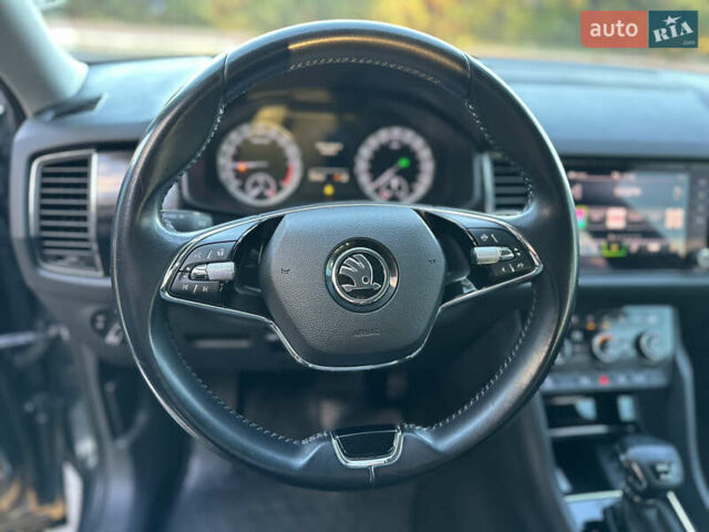 Сірий Шкода Kodiaq, об'ємом двигуна 1.97 л та пробігом 248 тис. км за 27499 $, фото 14 на Automoto.ua