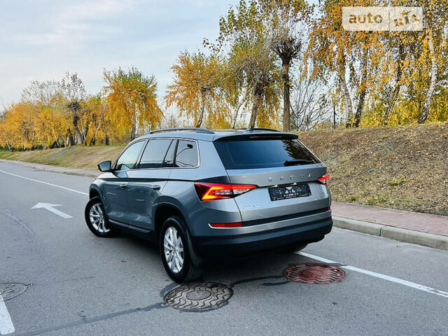 Серый Шкода Kodiaq, объемом двигателя 2 л и пробегом 6 тыс. км за 37999 $, фото 112 на Automoto.ua