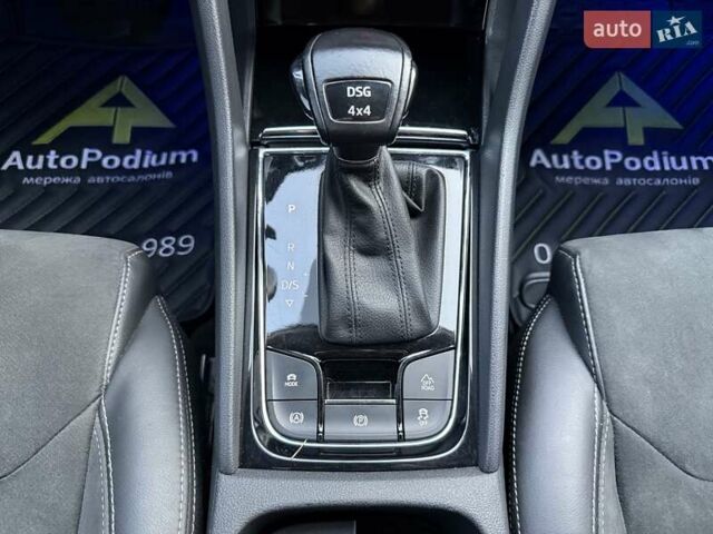 Серый Шкода Kodiaq, объемом двигателя 1.98 л и пробегом 36 тыс. км за 32999 $, фото 36 на Automoto.ua