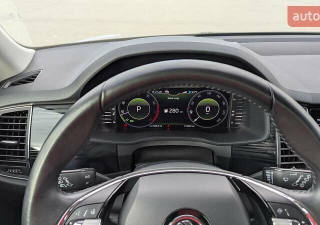 Серый Шкода Kodiaq, объемом двигателя 1.98 л и пробегом 110 тыс. км за 30000 $, фото 7 на Automoto.ua