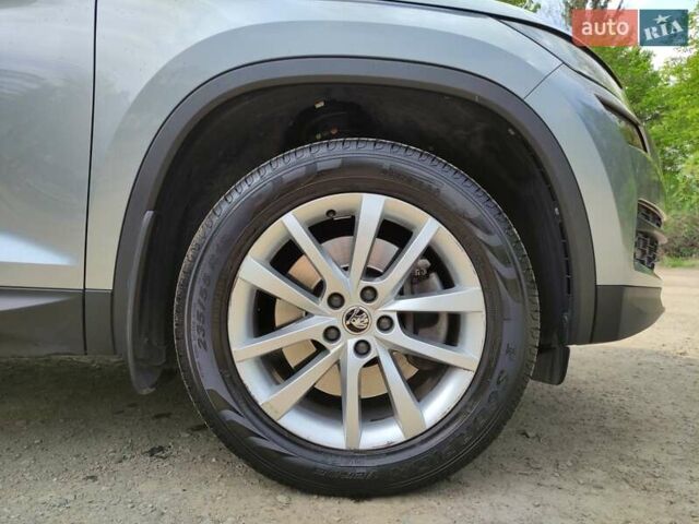 Серый Шкода Kodiaq, объемом двигателя 1.98 л и пробегом 39 тыс. км за 32800 $, фото 15 на Automoto.ua