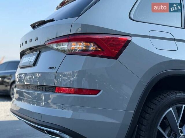 Сірий Шкода Kodiaq, об'ємом двигуна 1.98 л та пробігом 92 тис. км за 35300 $, фото 11 на Automoto.ua