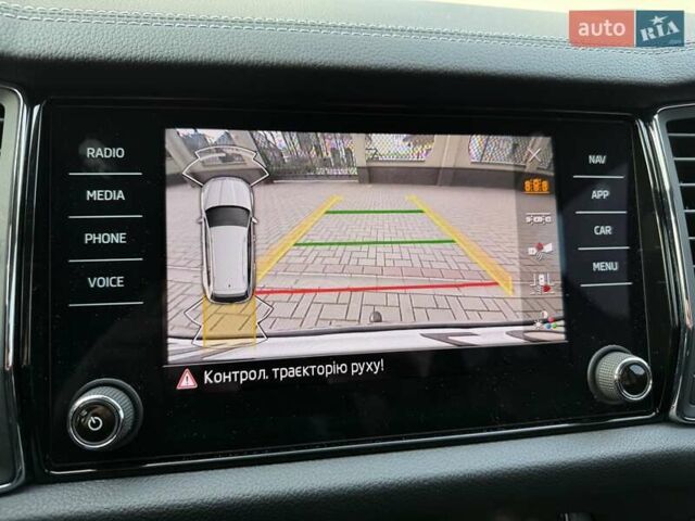 Серый Шкода Kodiaq, объемом двигателя 2 л и пробегом 107 тыс. км за 34600 $, фото 122 на Automoto.ua