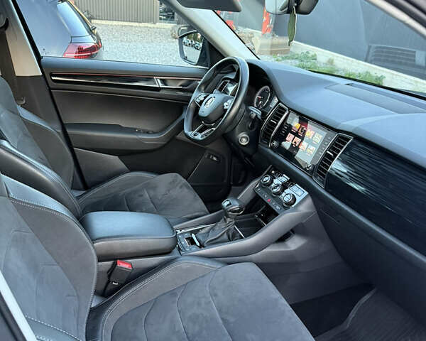 Сірий Шкода Kodiaq, об'ємом двигуна 2 л та пробігом 174 тис. км за 31999 $, фото 33 на Automoto.ua