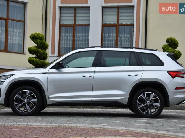 Шкода Kodiaq 2021 в Львове на Automoto.ua Серый Шкода Kodiaq, объемом двигателя 1.97 л и пробегом 108 тыс. км за 42999 $, фото 12 на Automoto.ua