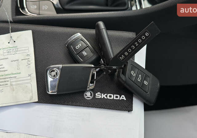 Серый Шкода Kodiaq, объемом двигателя 1.97 л и пробегом 141 тыс. км за 29999 $, фото 157 на Automoto.ua