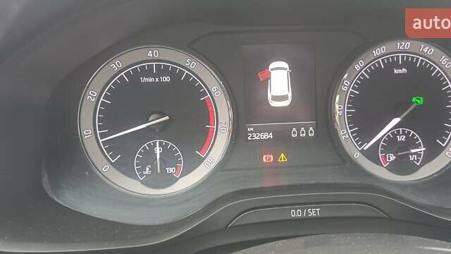 Серый Шкода Kodiaq, объемом двигателя 1.98 л и пробегом 233 тыс. км за 25000 $, фото 7 на Automoto.ua