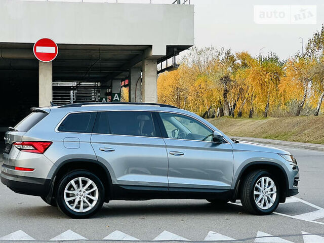 Сірий Шкода Kodiaq, об'ємом двигуна 2 л та пробігом 6 тис. км за 37999 $, фото 132 на Automoto.ua