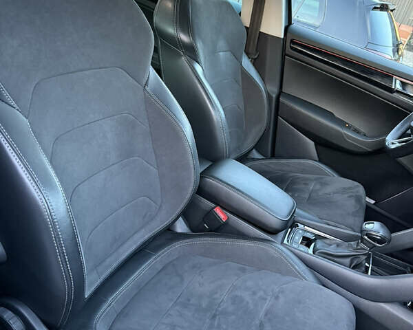 Сірий Шкода Kodiaq, об'ємом двигуна 2 л та пробігом 174 тис. км за 31999 $, фото 34 на Automoto.ua